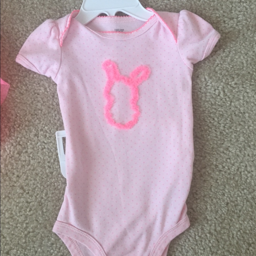 Adorable set  🐰 - Picture 4 of 8